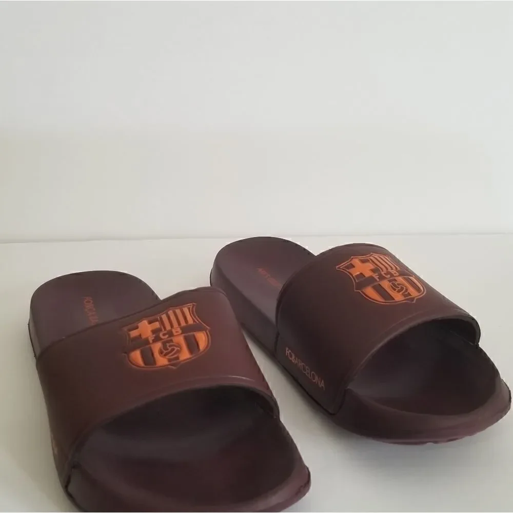 FCB Barcelona Men slippers sz 12